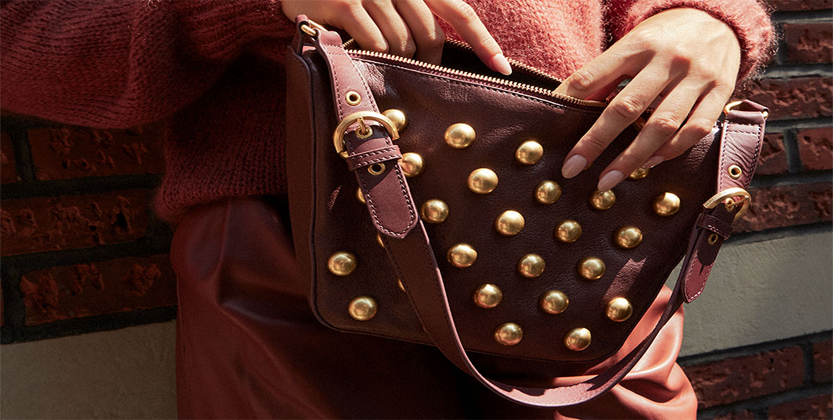 You are currently viewing Vince Camuto Orla-to6 Review: Stylish & Spacious Travel Tote Bag